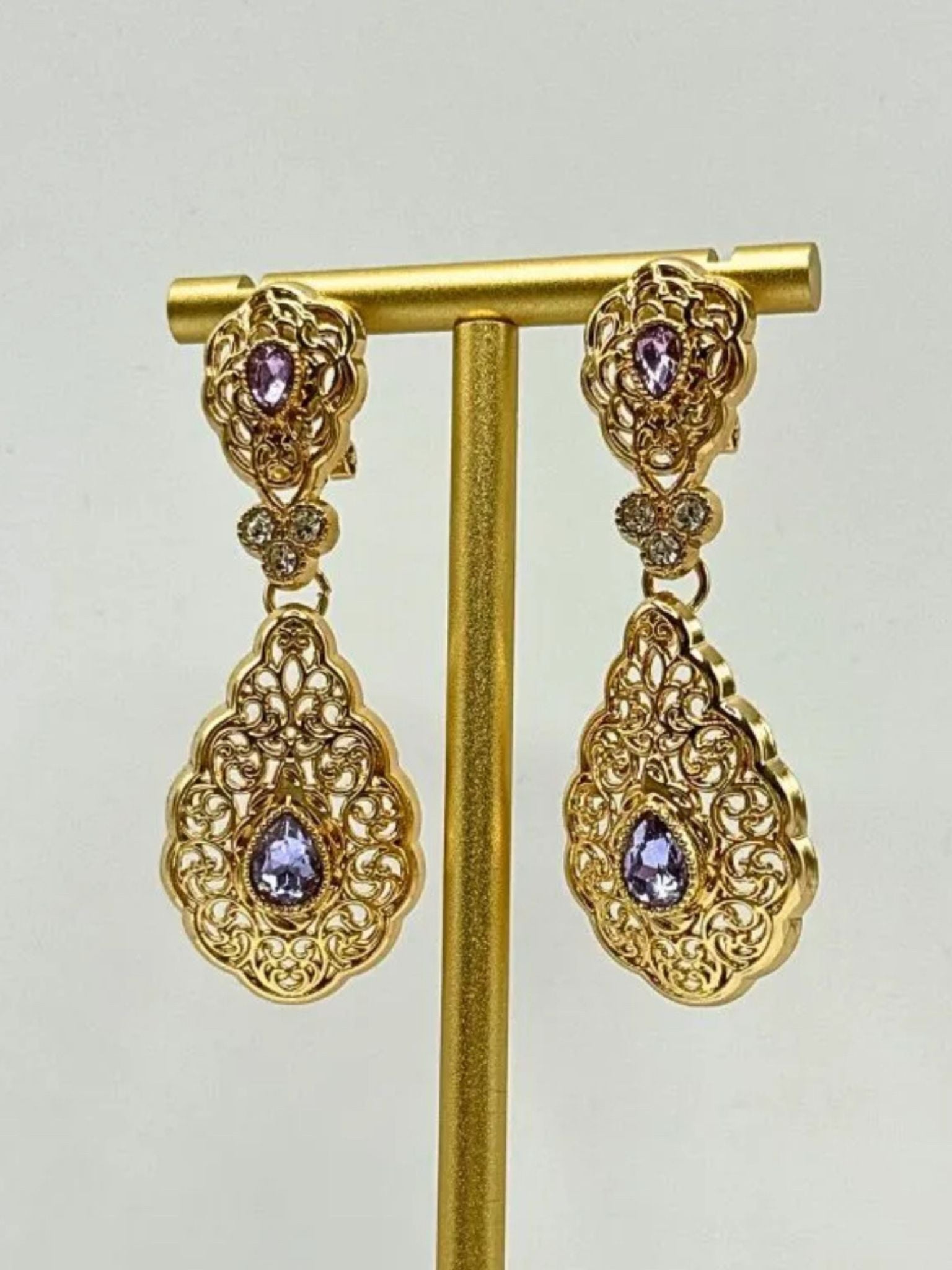 Earrings gold