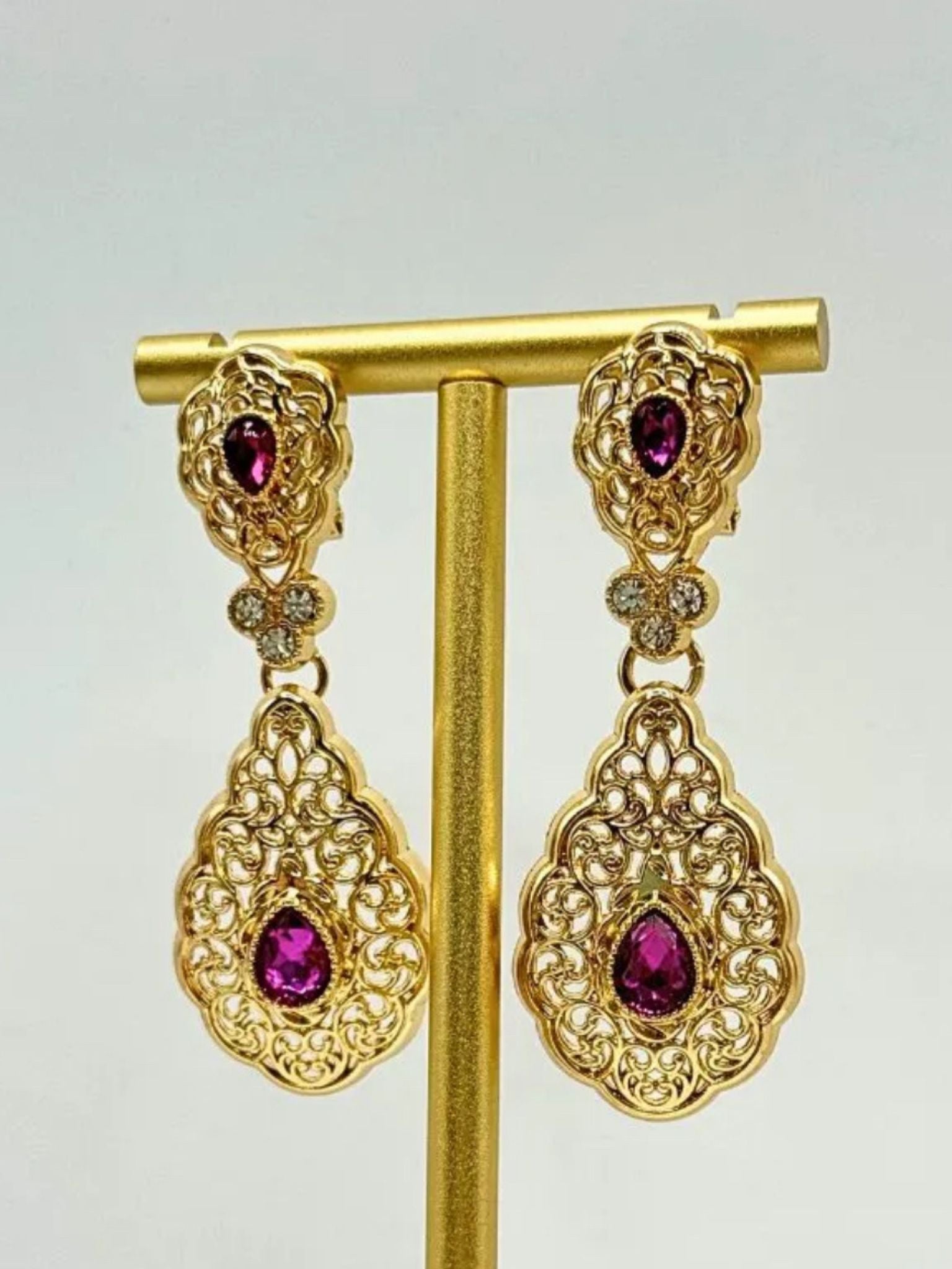 Earrings gold