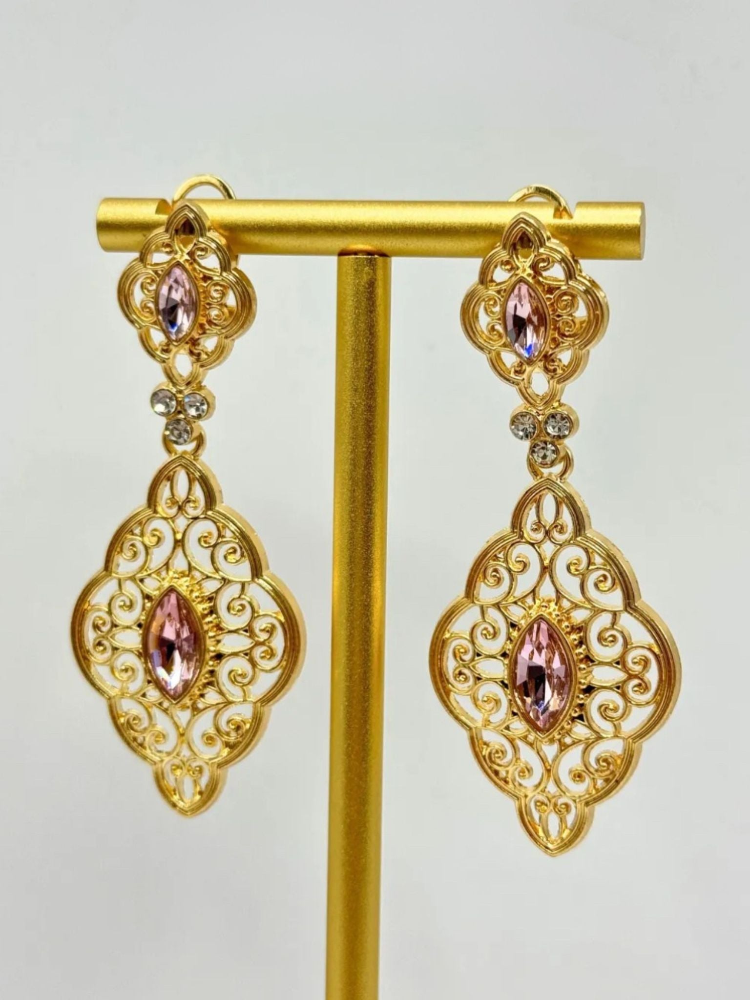 Earrings gold