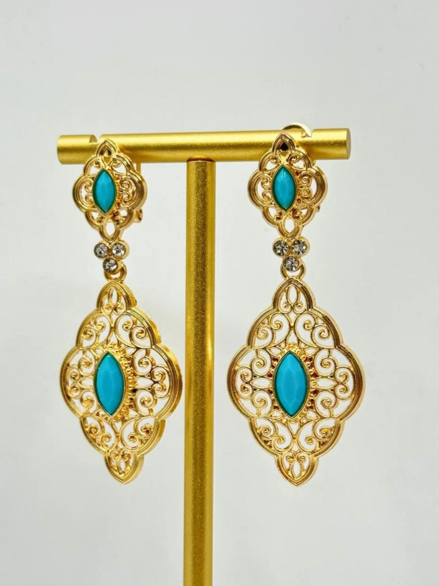 Earrings gold