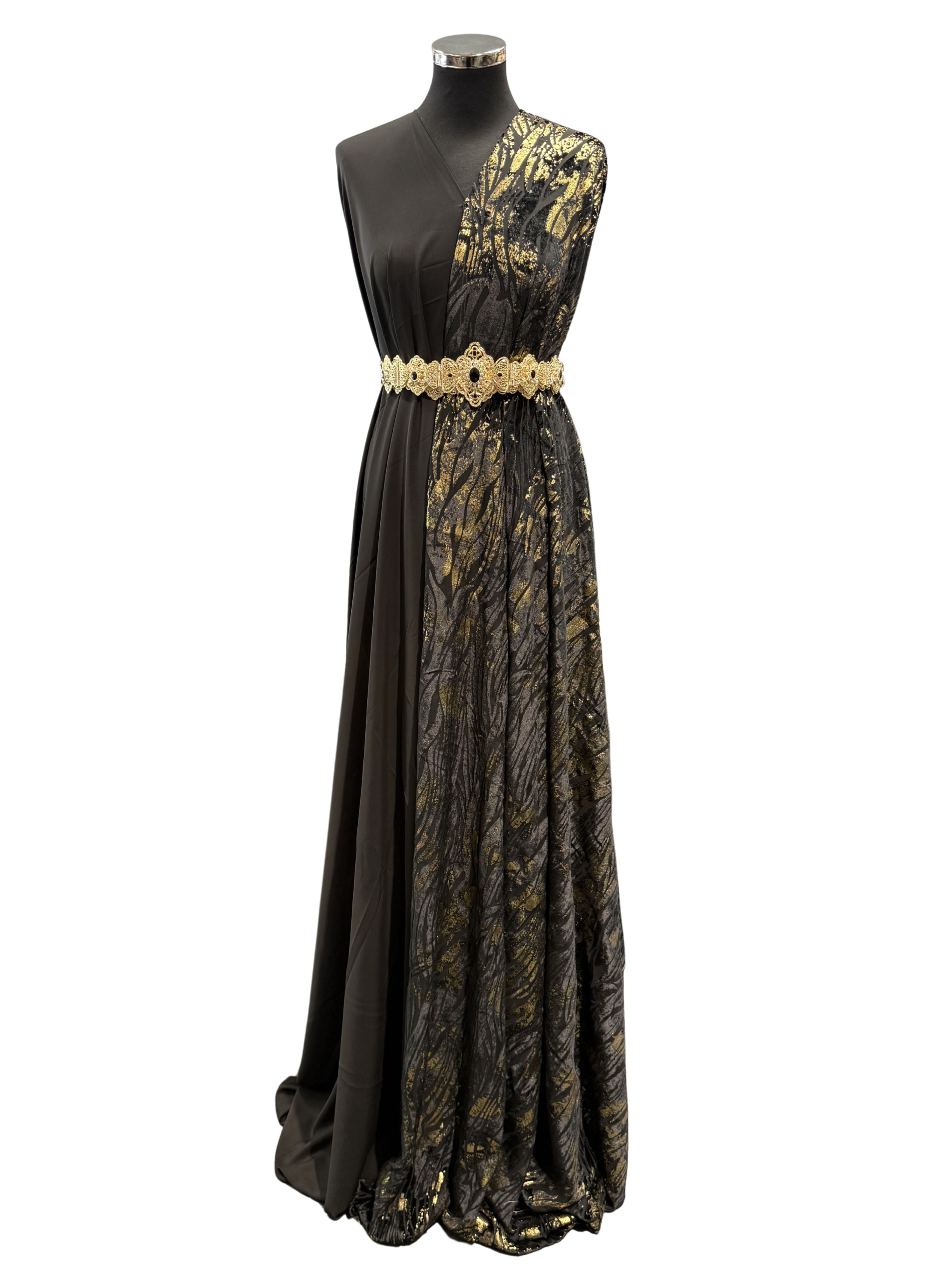 Luxe velvet tlija stof in zwart met subtiele gouden accenten voor takshita en caftan.
