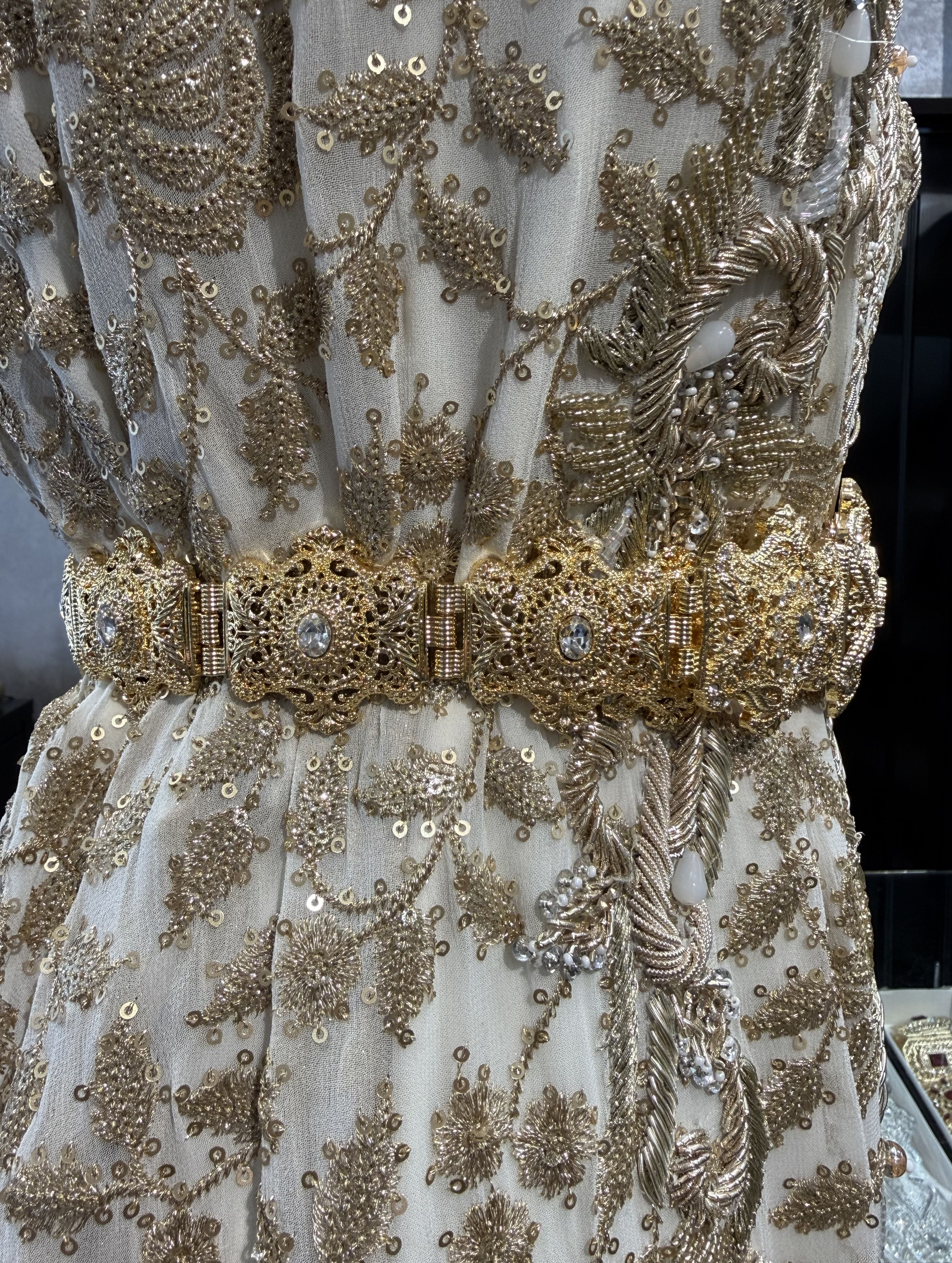 Gürtel golden
