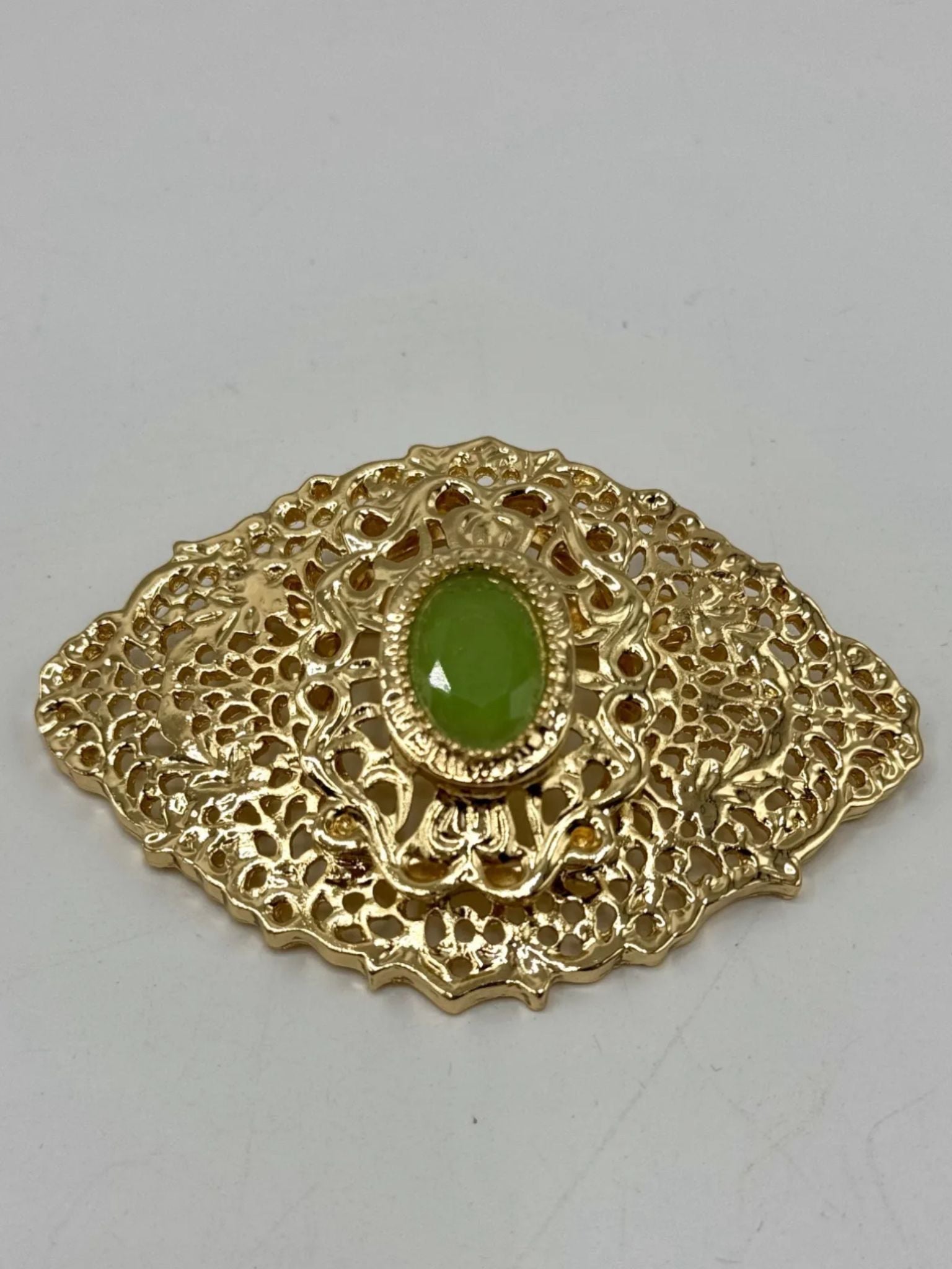Broche