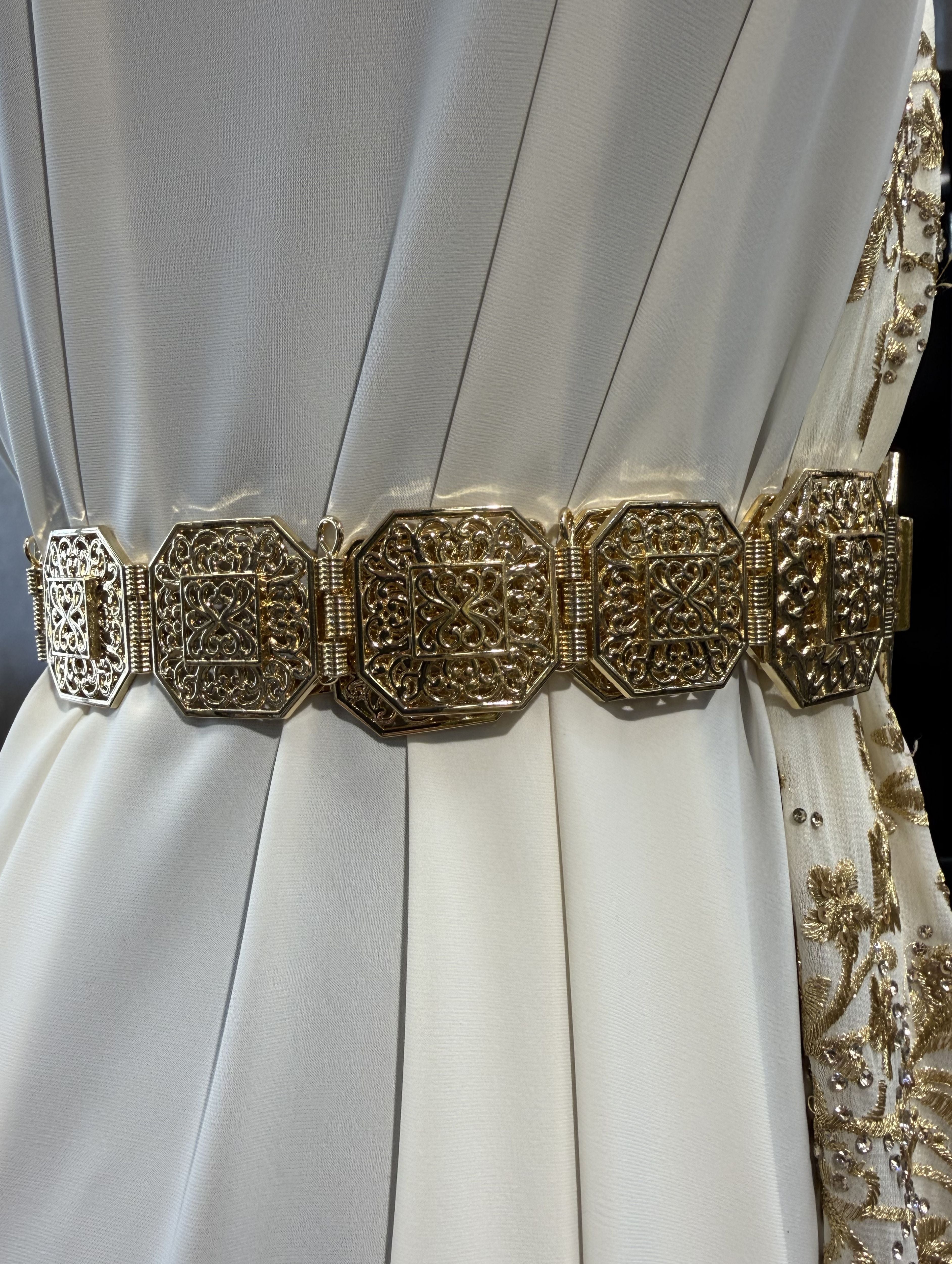 حزام ذهبي بدون أحجار