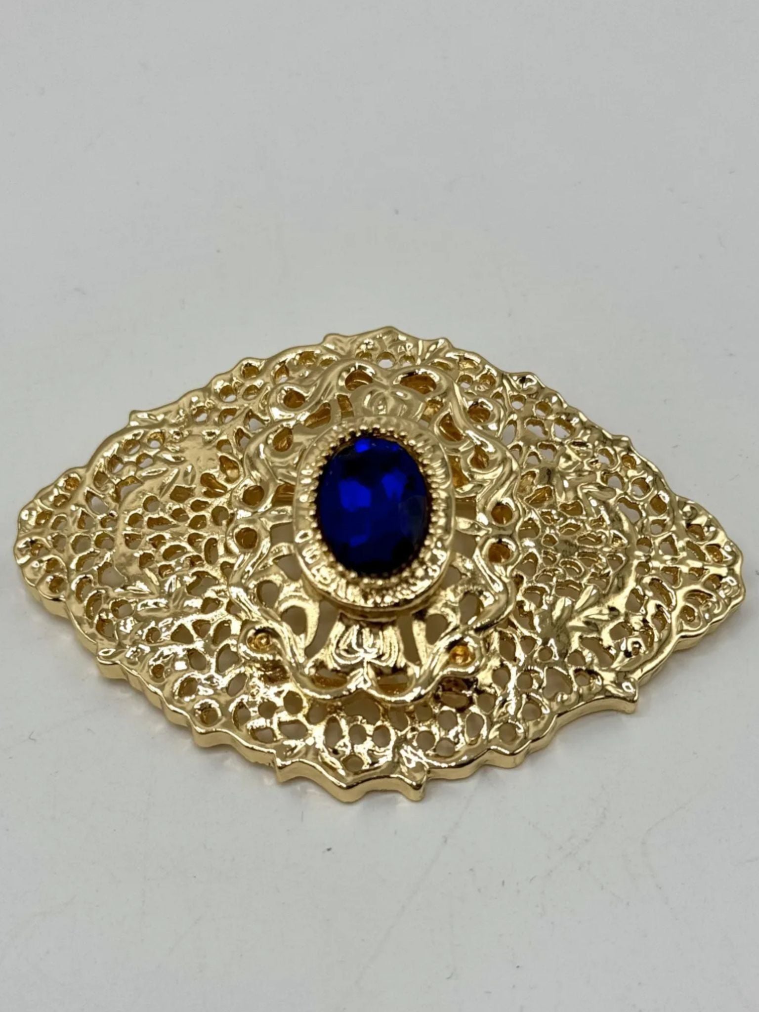 Broche