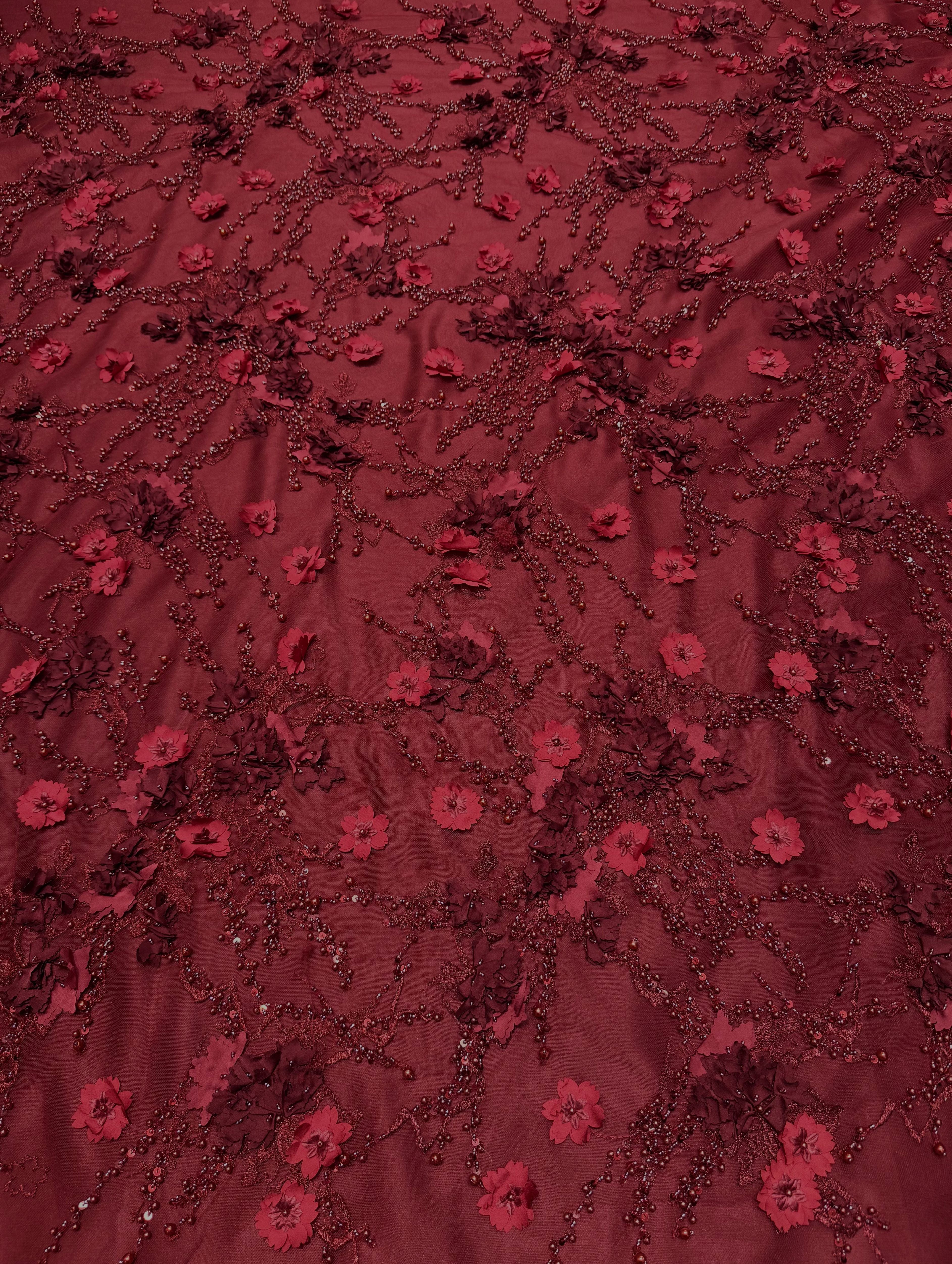 Bordeaux kant stof met 3D bloemen, perfect voor avondjurk, takshita, dirac en xeftan