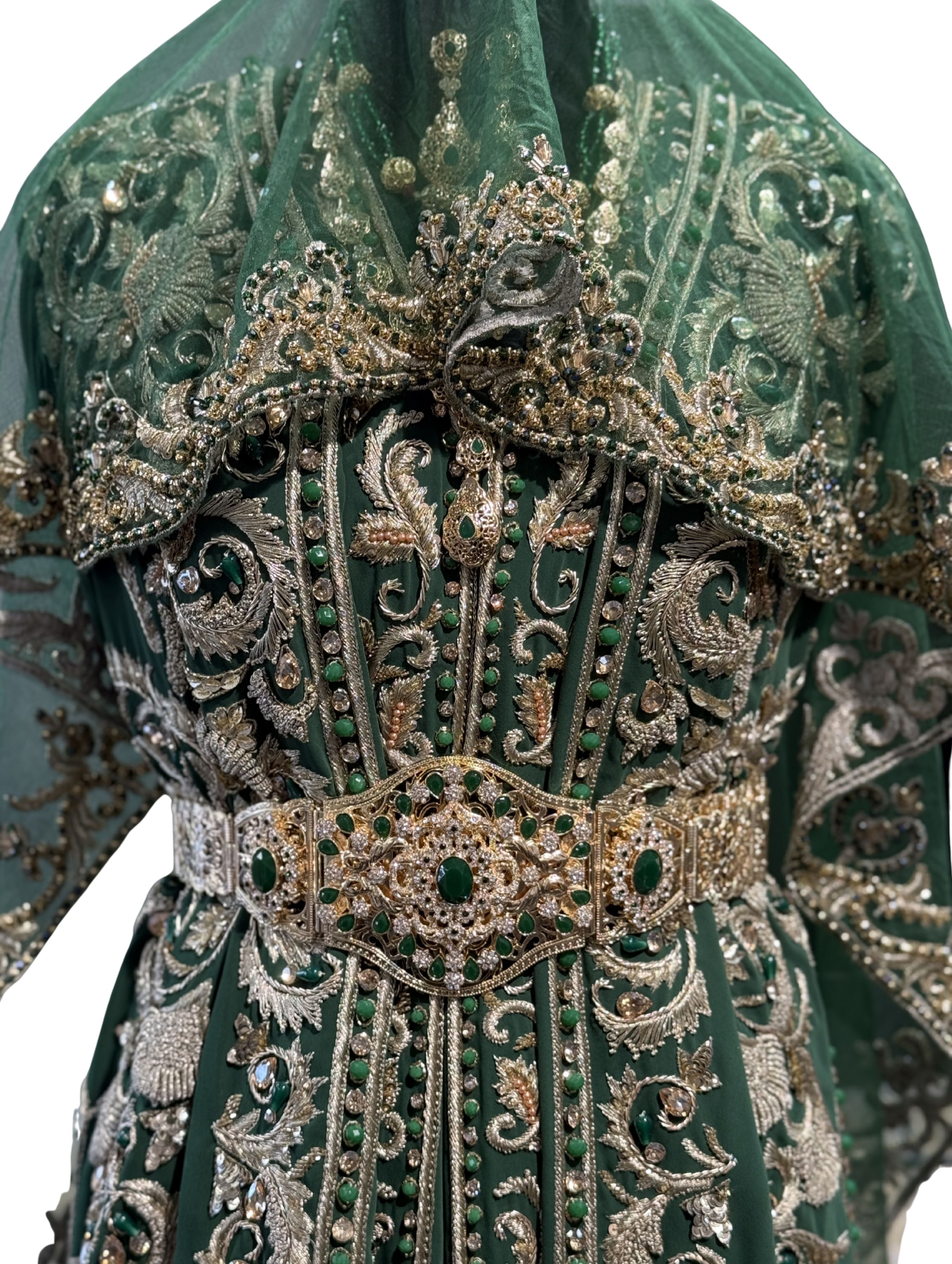 Tissu de mariée vert foncé