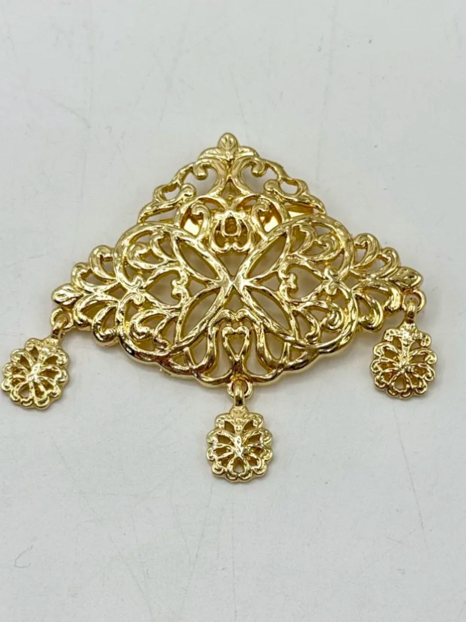 Broche
