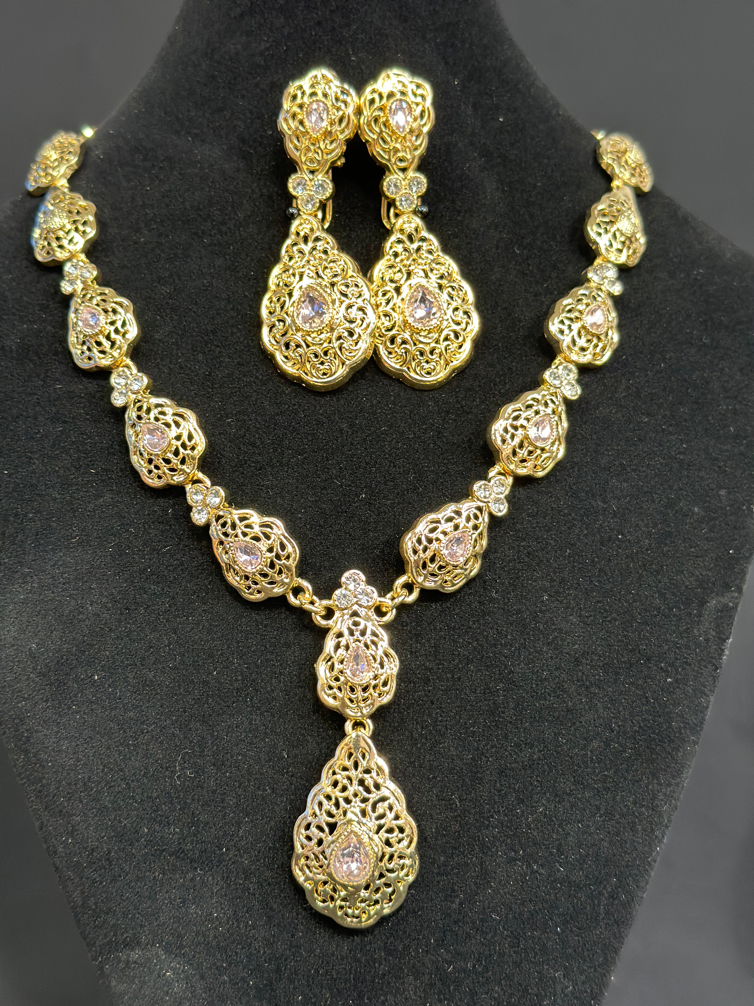 Necklace with earrings