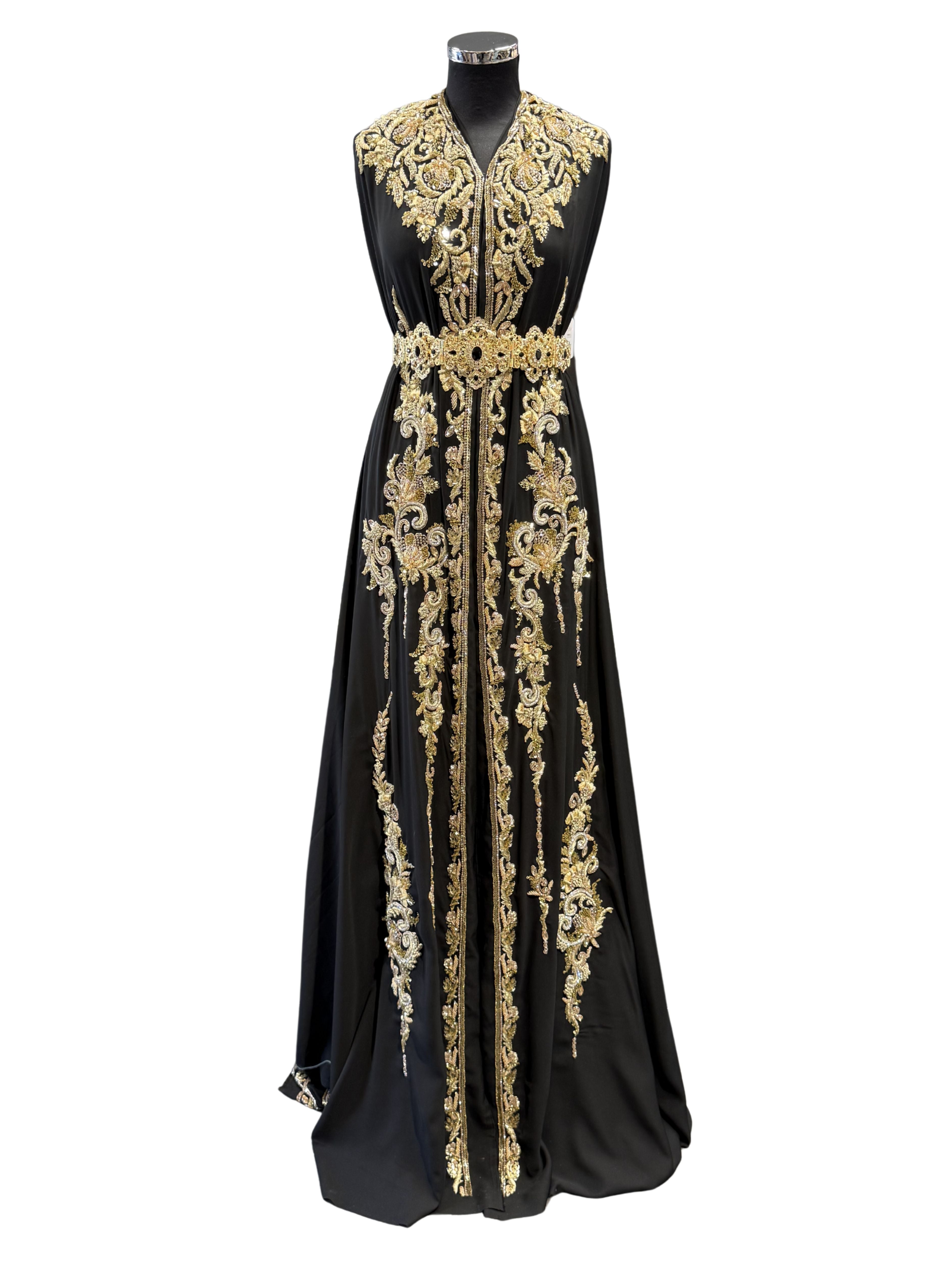 Zwarte crêpe takshita stof met gouden bewerking voorkant