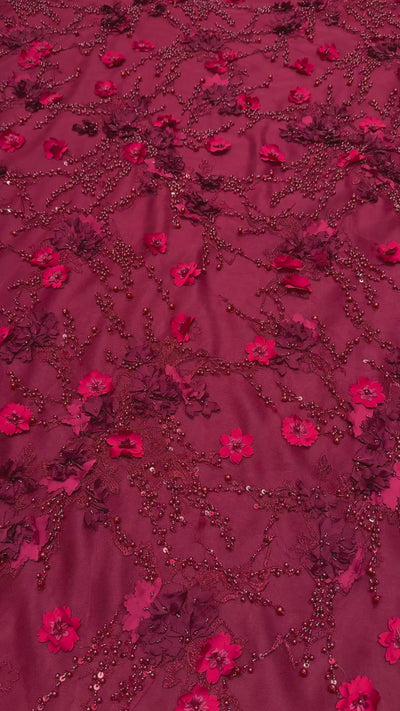 Video van bordeaux kant stof met 3D bloemen, geschikt voor avondjurk, takshita, dirac en xeftan
