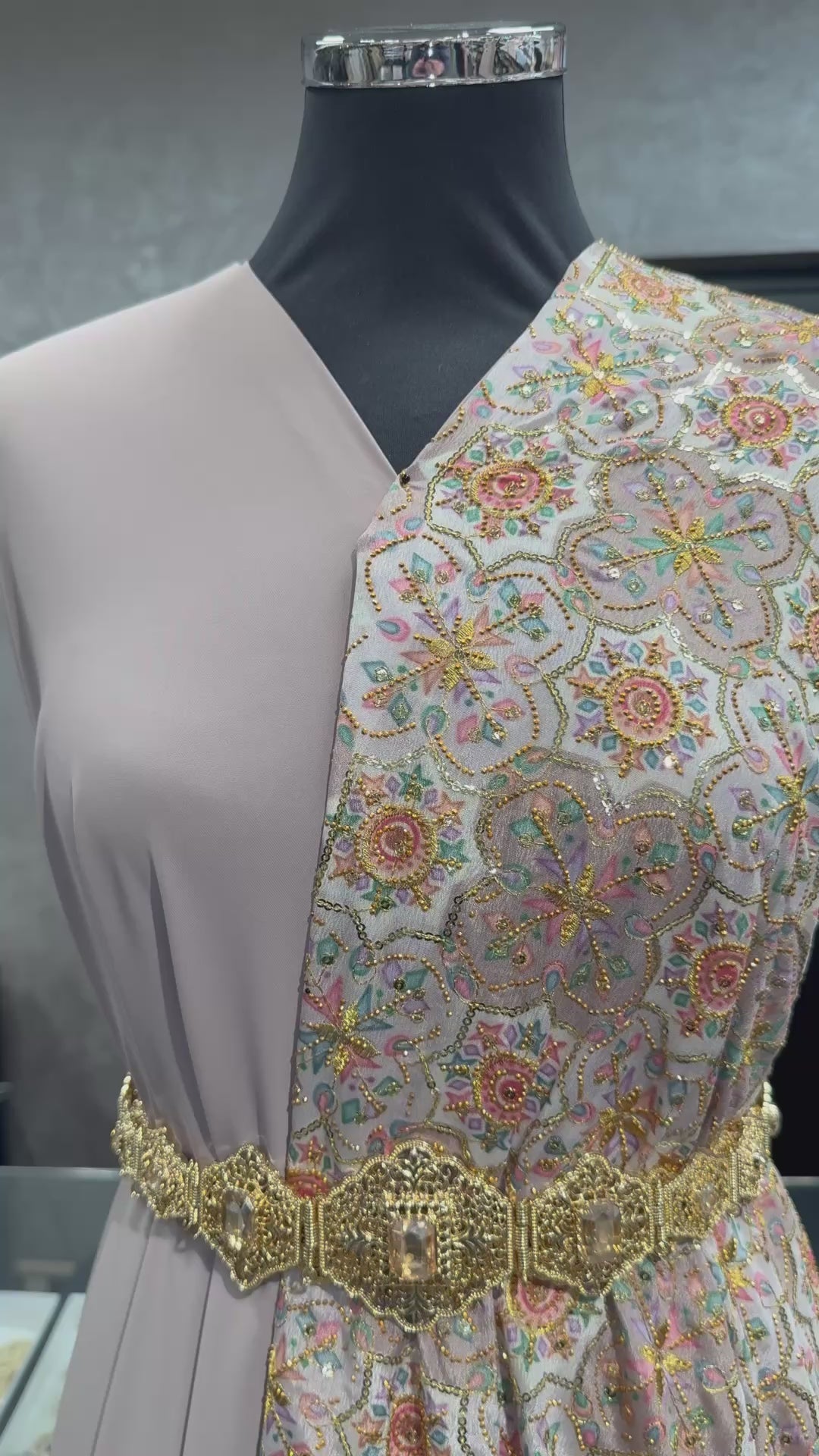 Taupe sari stof voor takshita, caftan en feestkleding