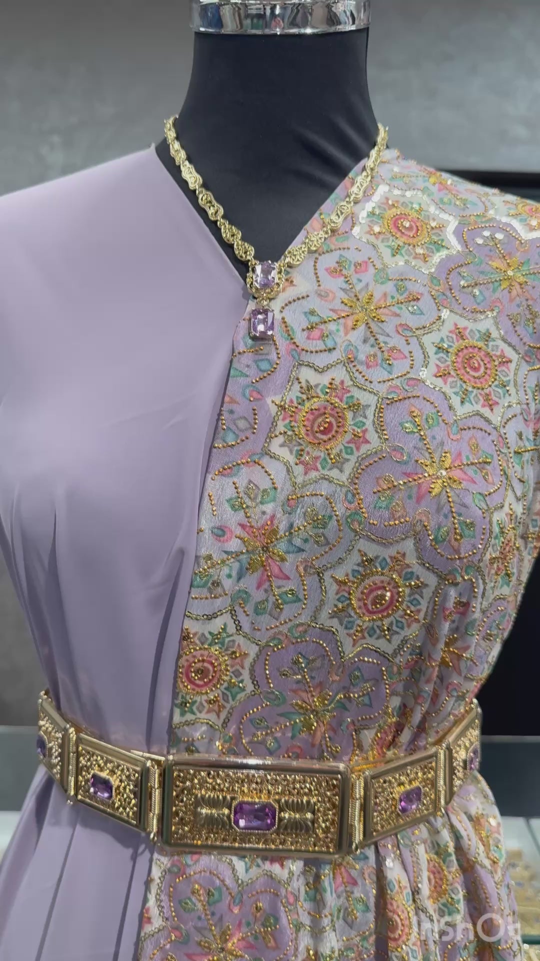 Sari stof lila met gouden steentjes