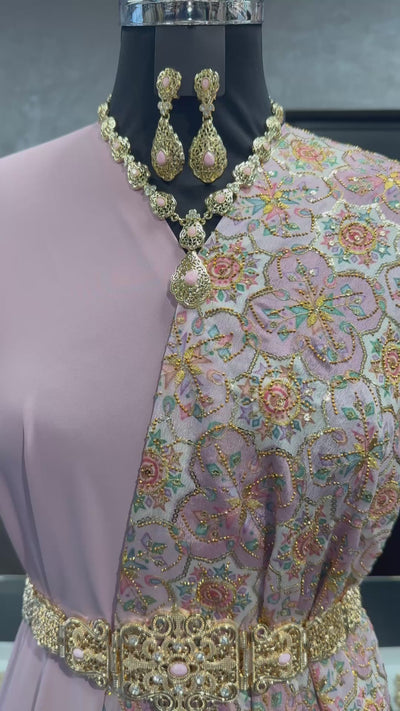 Oud roze sari stof voor takshita, caftan en feestkleding