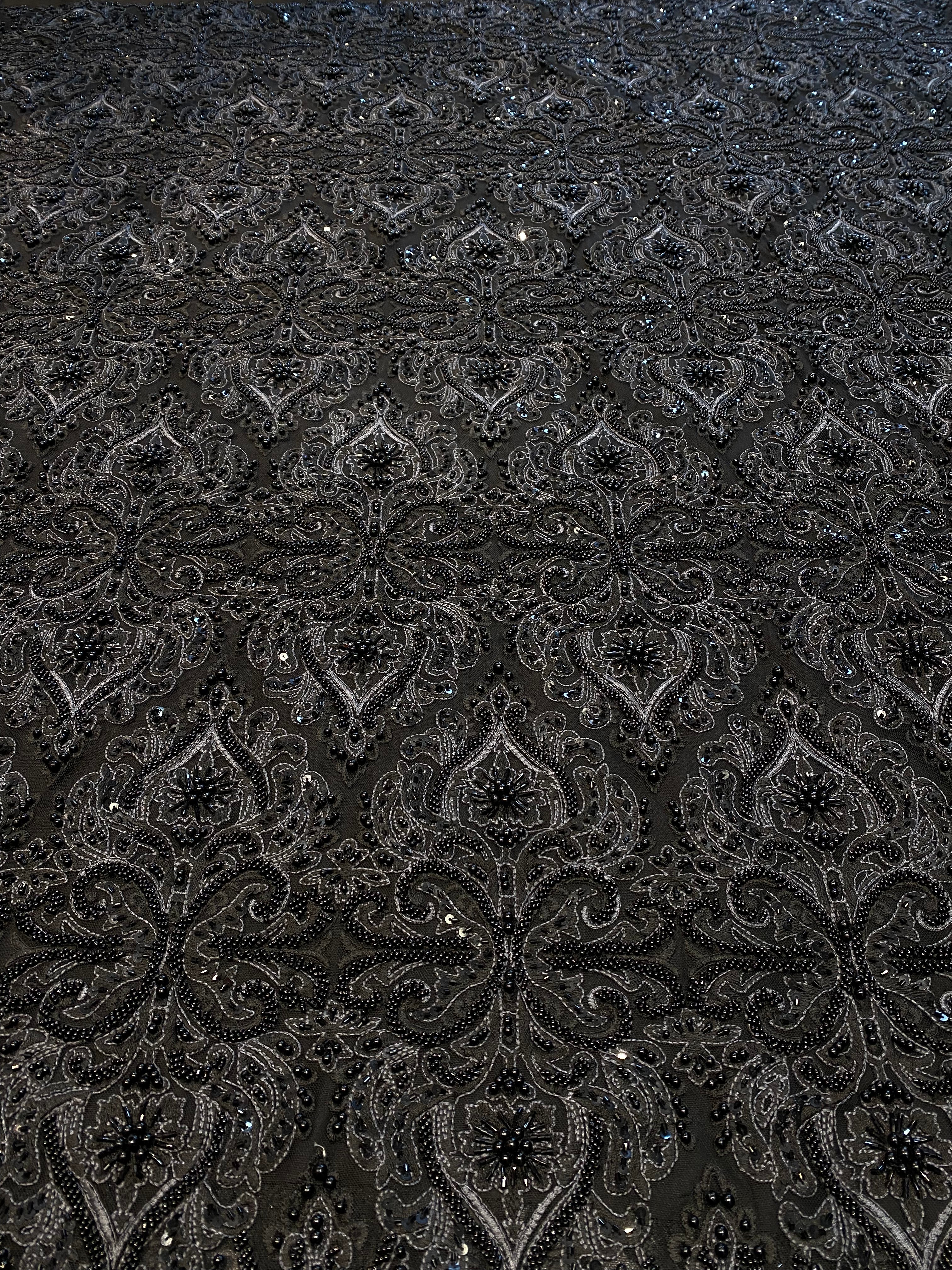 Zwarte kant stof met verfijnde parels en kralen, perfect voor avondjurk, takshita, dirac en xeftan